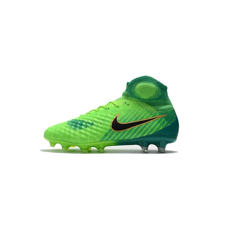 blue and green magistas
